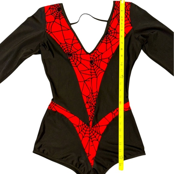 Fredrick's of Hollywood V-Neck Spiderwoman Long Sleeve Bodysuit Black/Red Medium - Picture 11 of 17
